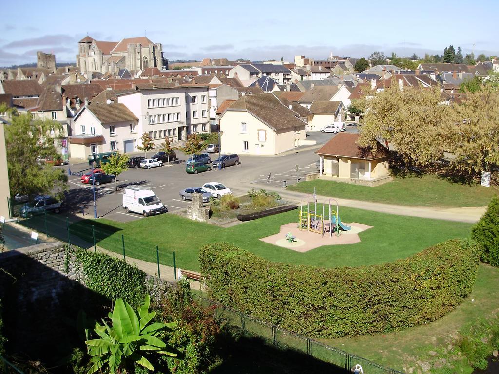 Maison Du Moulinassou Saint-Yrieix-la-Perche Exterior photo